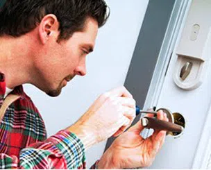 Logan Locksmith Shop Chicago, IL 312-288-7667 Logan Locksmith Shop Chicago, IL 312-288-7667 - emergency-lockout
