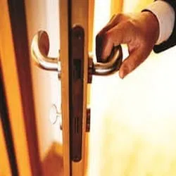 Logan Locksmith Shop Chicago, IL 312-288-7667 Logan Locksmith Shop Chicago, IL 312-288-7667 - emergency-opening