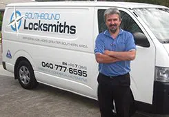 Logan Locksmith Shop Chicago, IL 312-288-7667 Logan Locksmith Shop Chicago, IL 312-288-7667 - mobile-locksmith